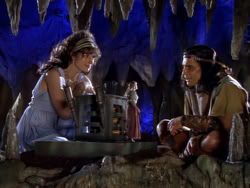 extant_XenaWarriorPrincess_1x07-TheTitans_03047