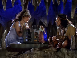 extant_XenaWarriorPrincess_1x07-TheTitans_03048