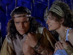 extant_XenaWarriorPrincess_1x07-TheTitans_03148