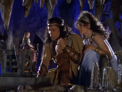 extant_XenaWarriorPrincess_1x07-TheTitans_03169