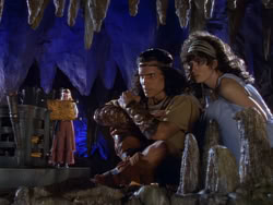 extant_XenaWarriorPrincess_1x07-TheTitans_03203