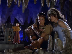 extant_XenaWarriorPrincess_1x07-TheTitans_03207