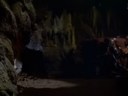 extant_XenaWarriorPrincess_1x07-TheTitans_03219