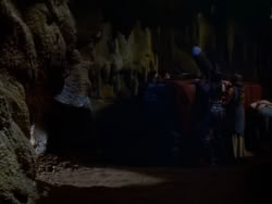 extant_XenaWarriorPrincess_1x07-TheTitans_03229