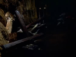 extant_XenaWarriorPrincess_1x07-TheTitans_03393