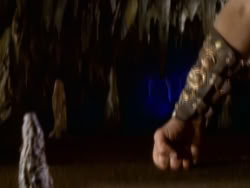 extant_XenaWarriorPrincess_1x07-TheTitans_03414