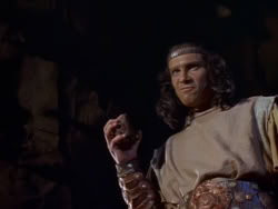 extant_XenaWarriorPrincess_1x07-TheTitans_03475