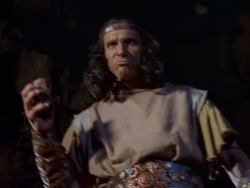 extant_XenaWarriorPrincess_1x07-TheTitans_03476