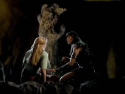 extant_XenaWarriorPrincess_1x07-TheTitans_03522