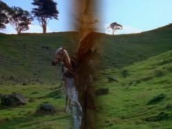 extant_XenaWarriorPrincess_1x08-Prometheus_01127