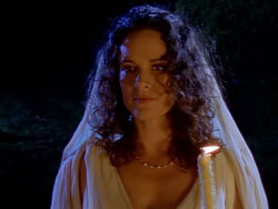 extant_XenaWarriorPrincess_1x09_DeathInChains_0028
