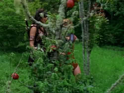 extant_XenaWarriorPrincess_1x09_DeathInChains_0271