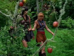 extant_XenaWarriorPrincess_1x09_DeathInChains_0272