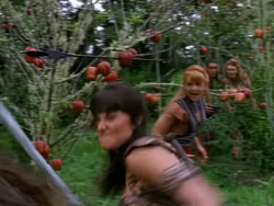 extant_XenaWarriorPrincess_1x09_DeathInChains_0352