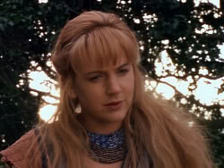 extant_XenaWarriorPrincess_1x09_DeathInChains_0793