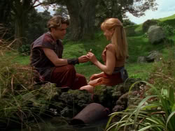 extant_XenaWarriorPrincess_1x09_DeathInChains_0975