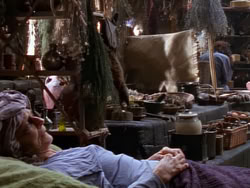 extant_XenaWarriorPrincess_1x09_DeathInChains_1914