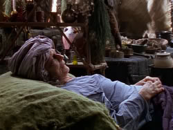 extant_XenaWarriorPrincess_1x09_DeathInChains_1917