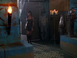 extant_XenaWarriorPrincess_1x09_DeathInChains_1923