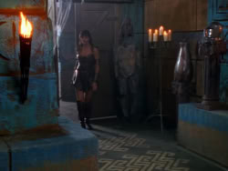 extant_XenaWarriorPrincess_1x09_DeathInChains_1924