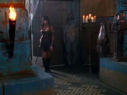 extant_XenaWarriorPrincess_1x09_DeathInChains_1925
