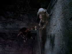extant_XenaWarriorPrincess_1x09_DeathInChains_2110
