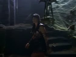 extant_XenaWarriorPrincess_1x09_DeathInChains_2356