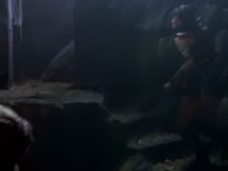 extant_XenaWarriorPrincess_1x09_DeathInChains_2385