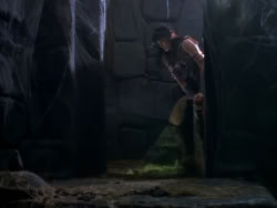 extant_XenaWarriorPrincess_1x09_DeathInChains_2405