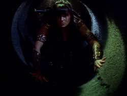 extant_XenaWarriorPrincess_1x09_DeathInChains_2571
