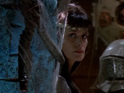 extant_XenaWarriorPrincess_1x09_DeathInChains_2790