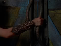 extant_XenaWarriorPrincess_1x09_DeathInChains_2909