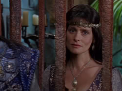 extant_XenaWarriorPrincess_1x09_DeathInChains_3008
