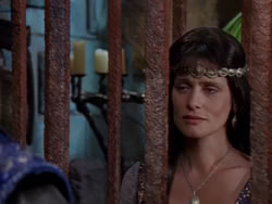 extant_XenaWarriorPrincess_1x09_DeathInChains_3076