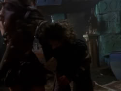 extant_XenaWarriorPrincess_1x09_DeathInChains_3210
