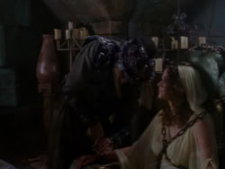 extant_XenaWarriorPrincess_1x09_DeathInChains_3245