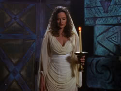 extant_XenaWarriorPrincess_1x09_DeathInChains_3416