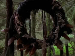 extant_XenaWarriorPrincess_1x10-HoovesAndHarlots_00003