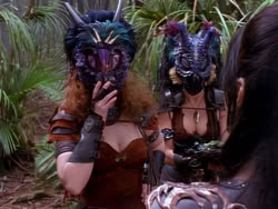 extant_XenaWarriorPrincess_1x10-HoovesAndHarlots_00123