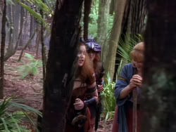extant_XenaWarriorPrincess_1x10-HoovesAndHarlots_00191