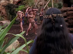 extant_XenaWarriorPrincess_1x10-HoovesAndHarlots_00501