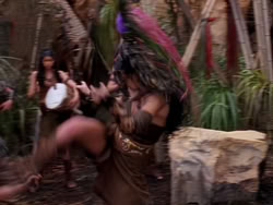 extant_XenaWarriorPrincess_1x10-HoovesAndHarlots_00521