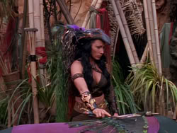 extant_XenaWarriorPrincess_1x10-HoovesAndHarlots_00578