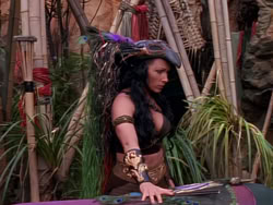 extant_XenaWarriorPrincess_1x10-HoovesAndHarlots_00580