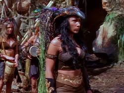 extant_XenaWarriorPrincess_1x10-HoovesAndHarlots_00596