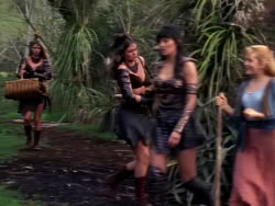 extant_XenaWarriorPrincess_1x10-HoovesAndHarlots_00750