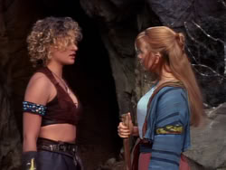 extant_XenaWarriorPrincess_1x10-HoovesAndHarlots_00775