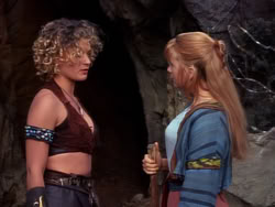extant_XenaWarriorPrincess_1x10-HoovesAndHarlots_00776