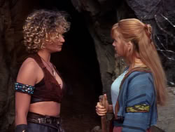 extant_XenaWarriorPrincess_1x10-HoovesAndHarlots_00778