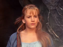 extant_XenaWarriorPrincess_1x10-HoovesAndHarlots_00792